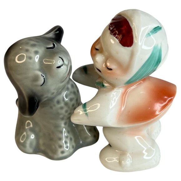 Vintage VanTellingen Girl and Gray Lamb Hugger Salt & Pepper Shaker Set Huggable - Picture 12 of 12